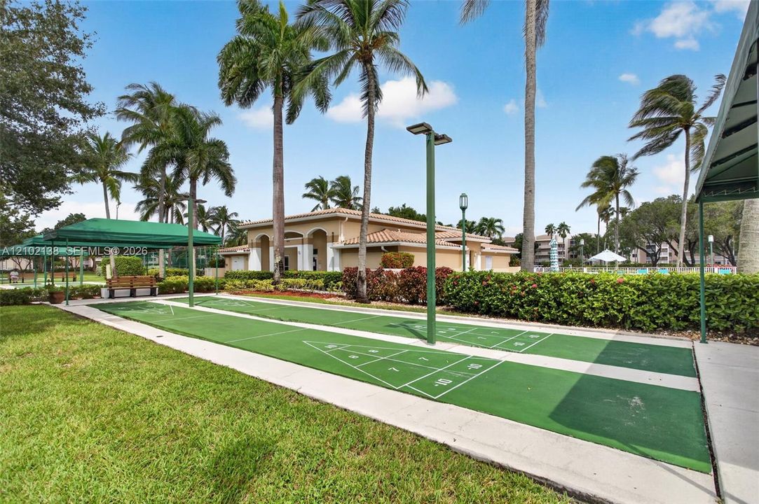 For Sale: $209,900 (2 beds, 2 baths, 1469 Square Feet)