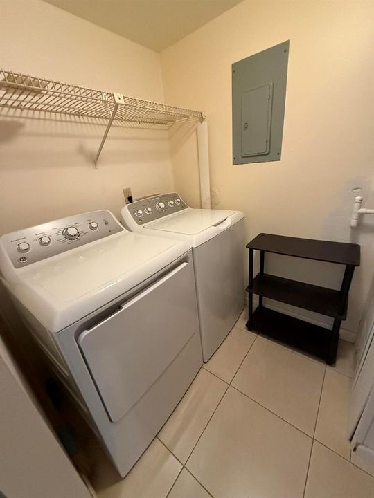 Full Size Washer & Dryer