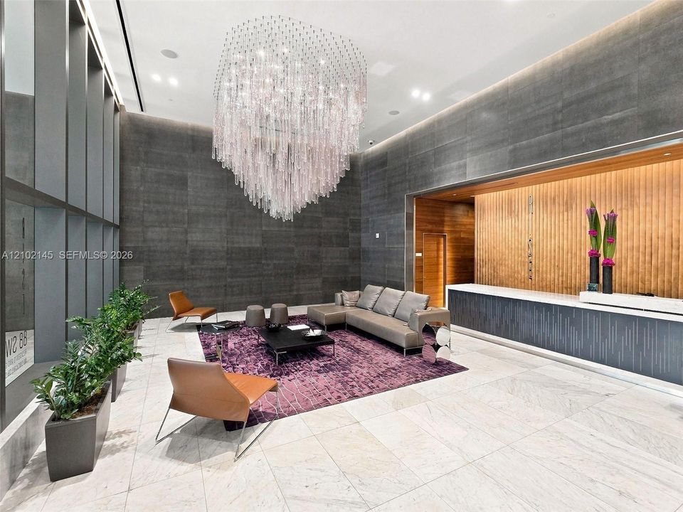 For Rent: $4,995 (1 beds, 1 baths, 994 Square Feet)