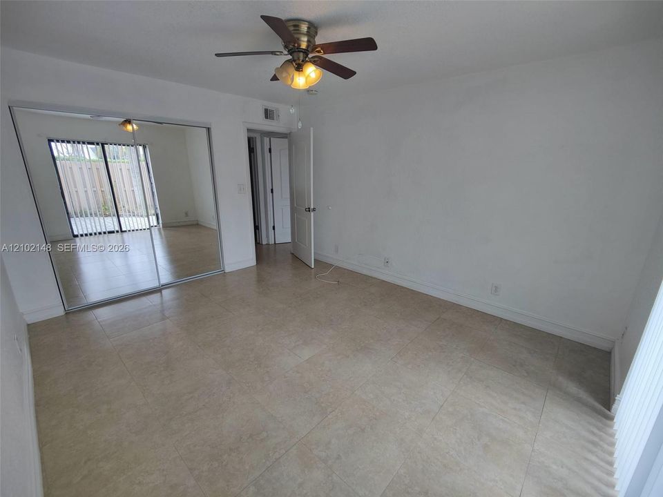 En Venta: $225,000 (2 camas, 2 baños, 770 Pies cuadrados)