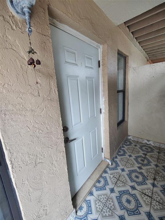 En Venta: $225,000 (2 camas, 2 baños, 770 Pies cuadrados)