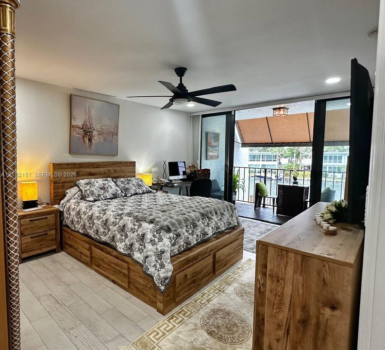 En Venta: $1,425,000 (3 camas, 3 baños, 2260 Pies cuadrados)