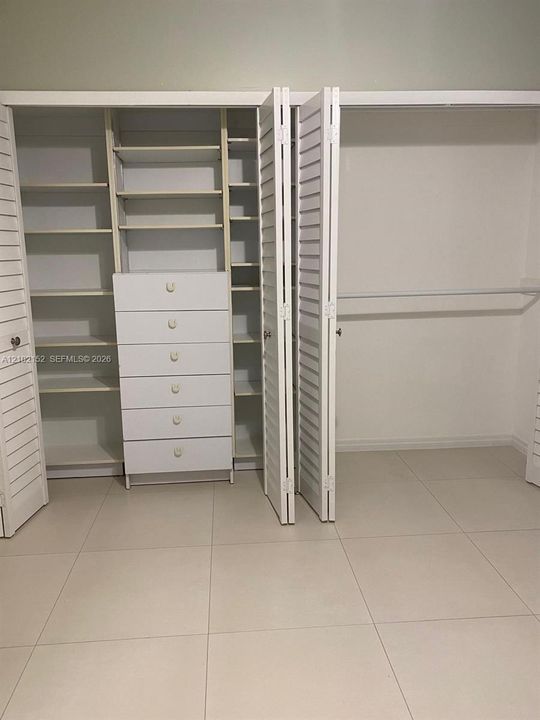 На продажу: $980,000 (4 спален, 2 ванн, 2110 Квадратных фут)