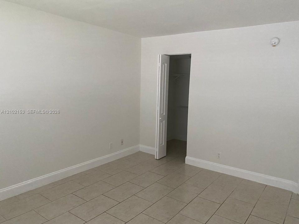 В аренду: $1,895 (2 спален, 2 ванн, 949 Квадратных фут)