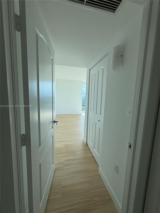 For Sale: $875,000 (2 beds, 2 baths, 1367 Square Feet)