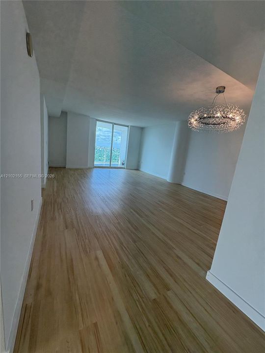 For Sale: $875,000 (2 beds, 2 baths, 1367 Square Feet)