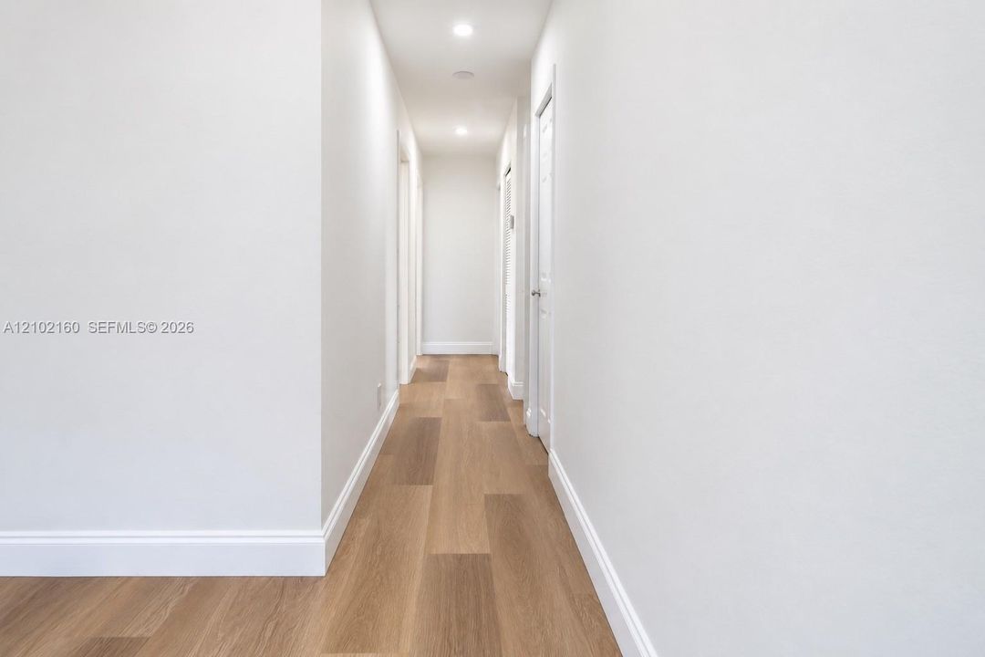 На продажу: $595,000 (3 спален, 2 ванн, 1248 Квадратных фут)