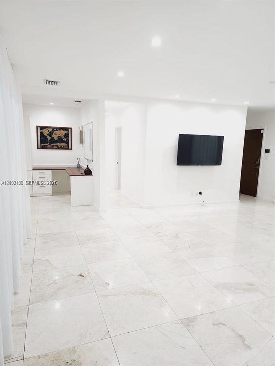 En Renta: $7,900 (3 camas, 3 baños, 1706 Pies cuadrados)