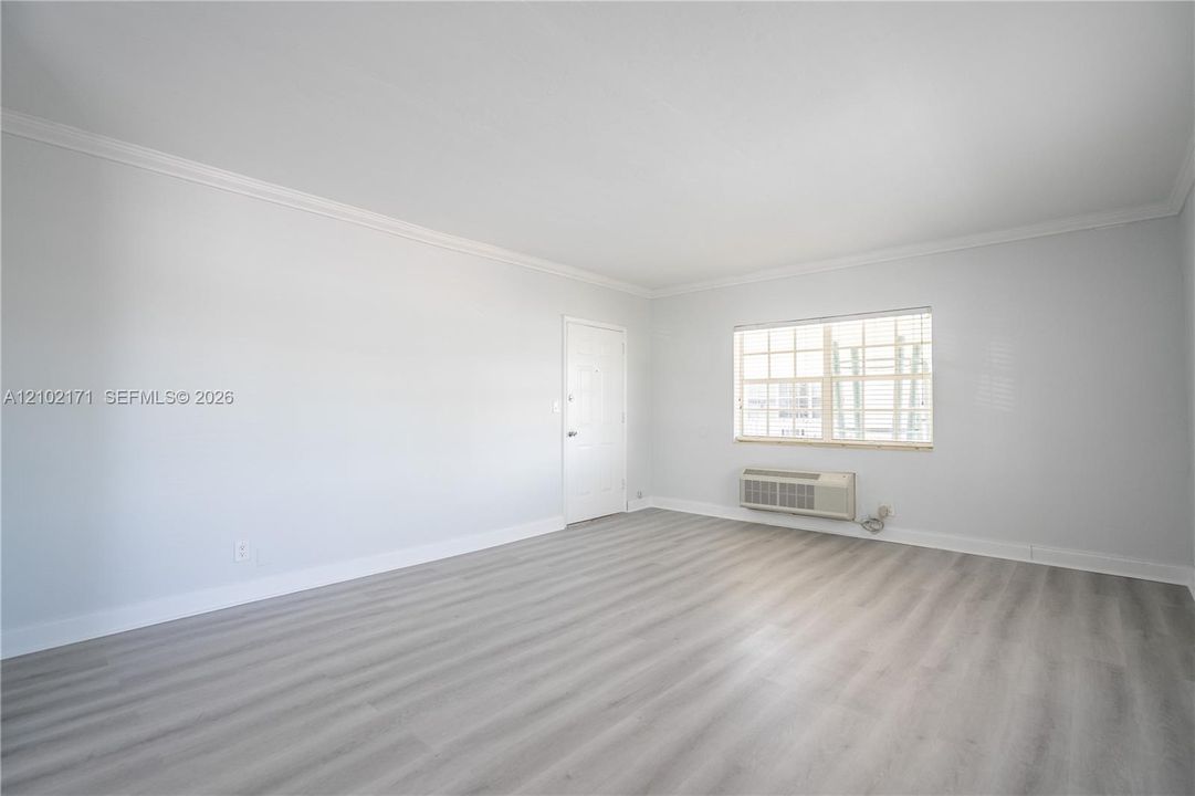 В аренду: $2,700 (2 спален, 2 ванн, 1100 Квадратных фут)