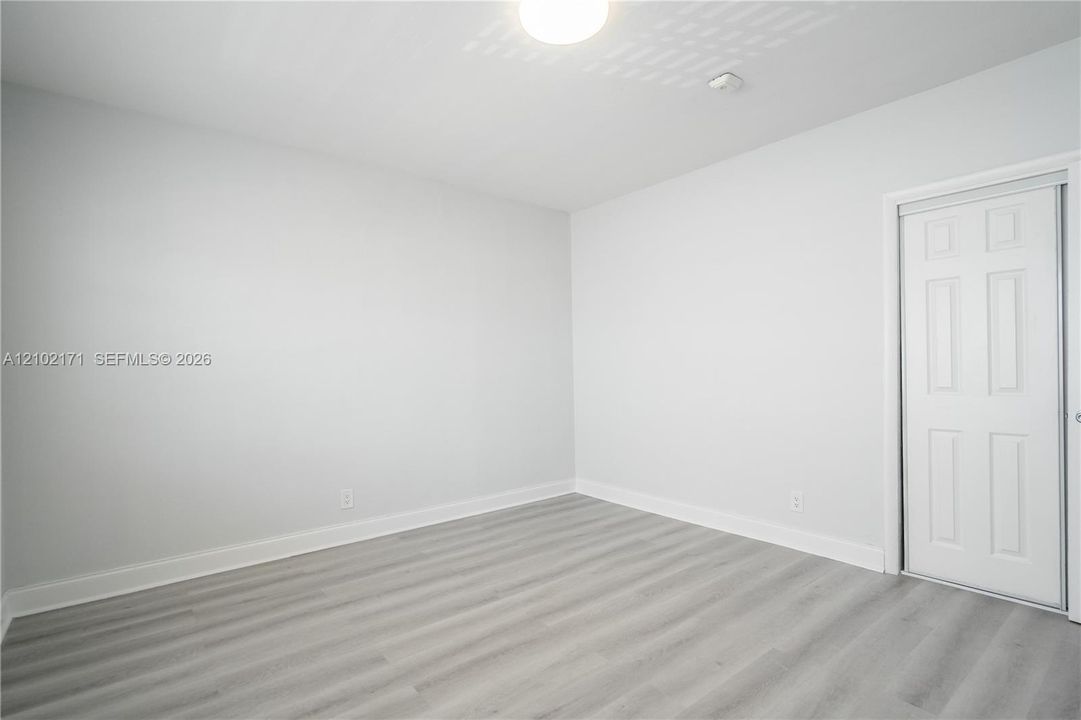 В аренду: $2,700 (2 спален, 2 ванн, 1100 Квадратных фут)