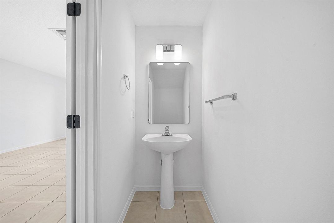 015-9688PortaLeonaLane-BoyntonBeach-FL-3