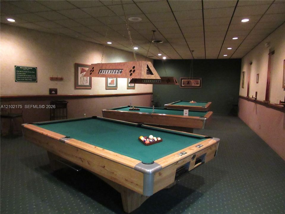 For Sale: $115,000 (1 beds, 1 baths, 773 Square Feet)
