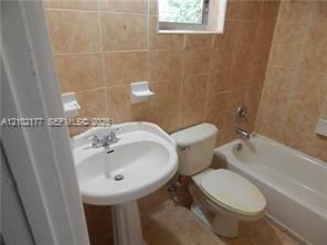 For Sale: $599,000 (6 beds, 4 baths, 2782 Square Feet)