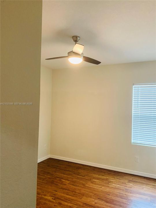For Rent: $3,175 (5 beds, 3 baths, 2566 Square Feet)