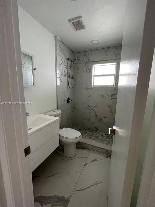 For Rent: $3,300 (3 beds, 2 baths, 1274 Square Feet)