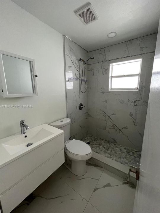 For Rent: $3,300 (3 beds, 2 baths, 1274 Square Feet)