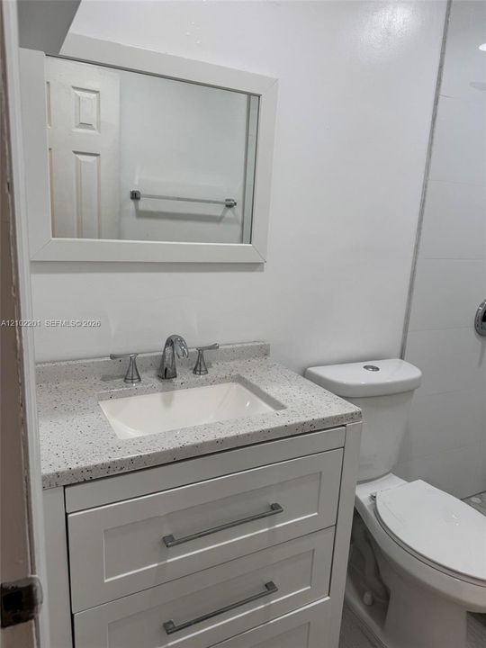En Renta: $2,500 (2 camas, 1 baños, 1150 Pies cuadrados)
