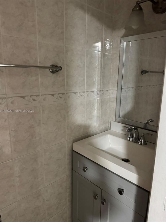 En Renta: $2,500 (2 camas, 1 baños, 1150 Pies cuadrados)