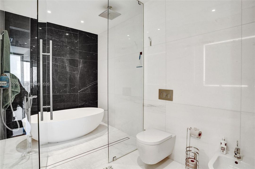 En Venta: $1,775,000 (1 camas, 1 baños, 908 Pies cuadrados)
