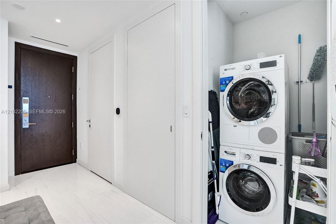 En Venta: $1,775,000 (1 camas, 1 baños, 908 Pies cuadrados)