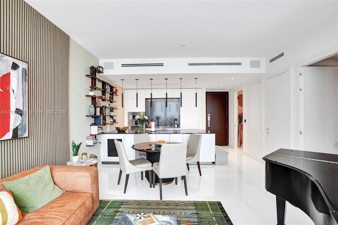 En Venta: $1,775,000 (1 camas, 1 baños, 908 Pies cuadrados)