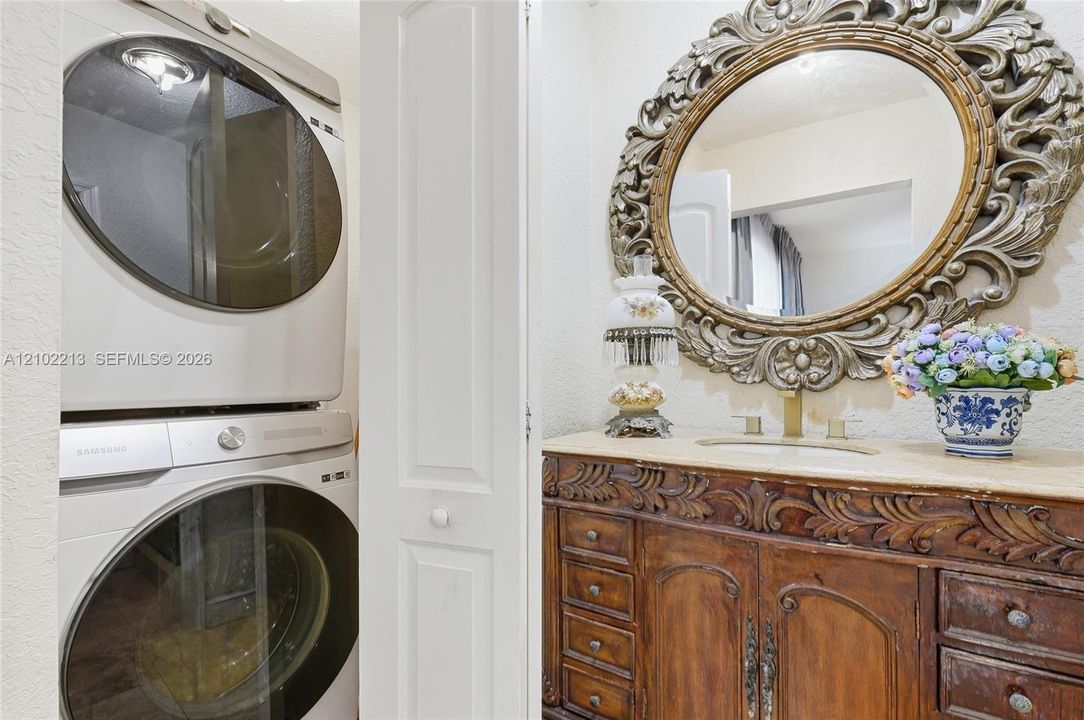 В аренду: $3,200 (3 спален, 2 ванн, 1520 Квадратных фут)
