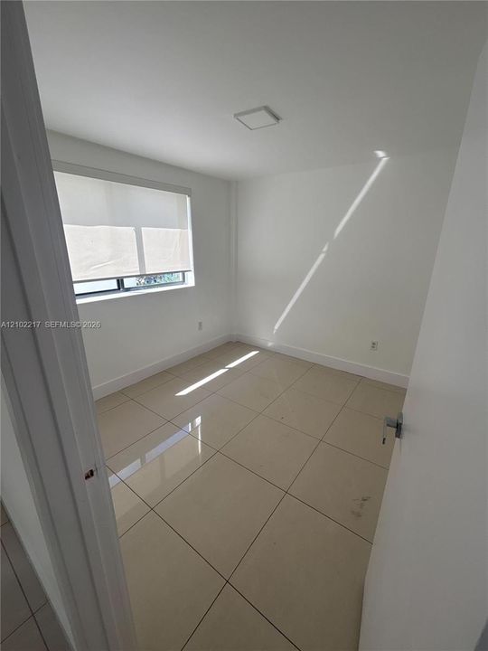 For Rent: $1,995 (2 beds, 1 baths, 550 Square Feet)