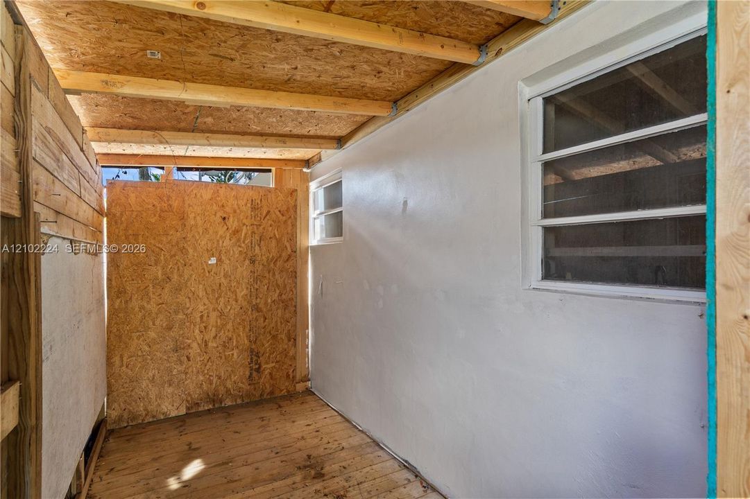 En Venta: $569,999 (4 camas, 3 baños, 1897 Pies cuadrados)