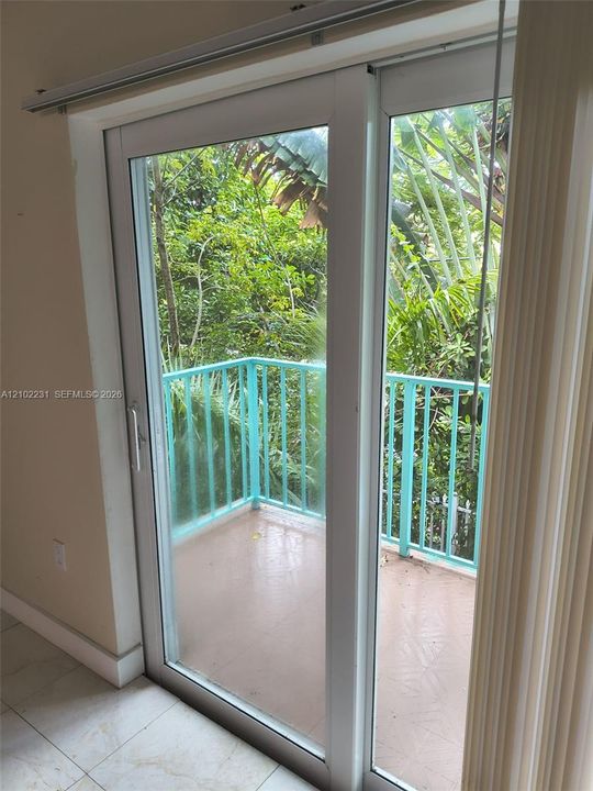 В аренду: $3,300 (2 спален, 2 ванн, 1200 Квадратных фут)