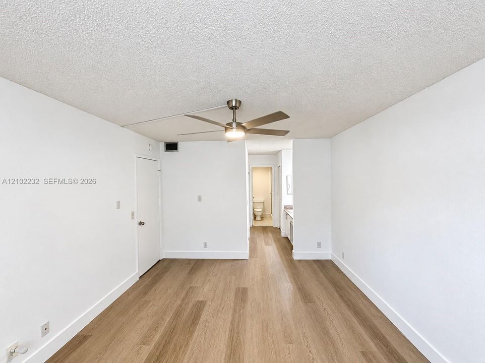 В аренду: $2,200 (2 спален, 2 ванн, 1190 Квадратных фут)