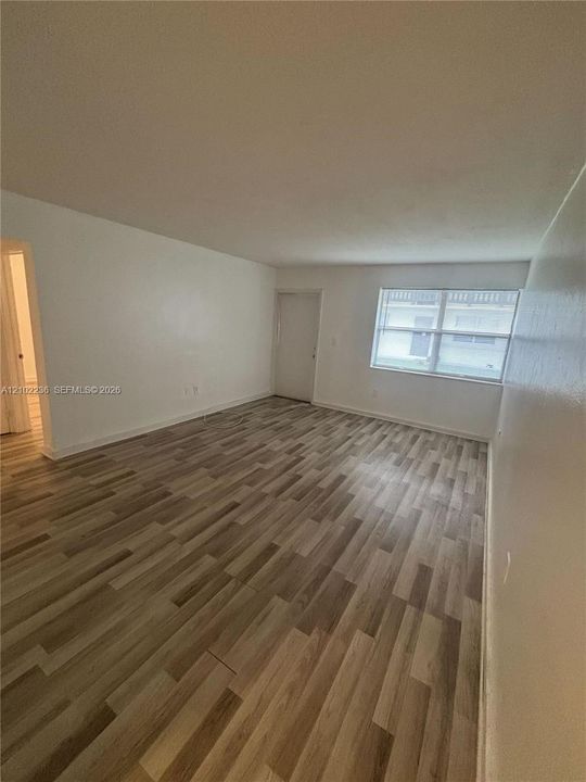 В аренду: $1,750 (2 спален, 1 ванн, 783 Квадратных фут)