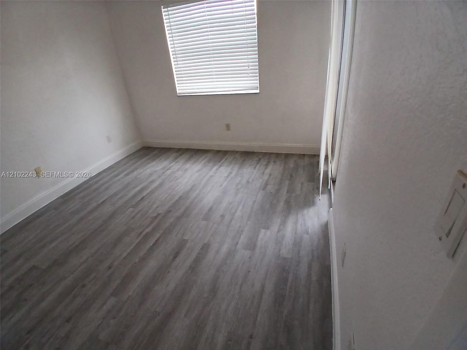 В аренду: $1,900 (1 спален, 1 ванн, 786 Квадратных фут)