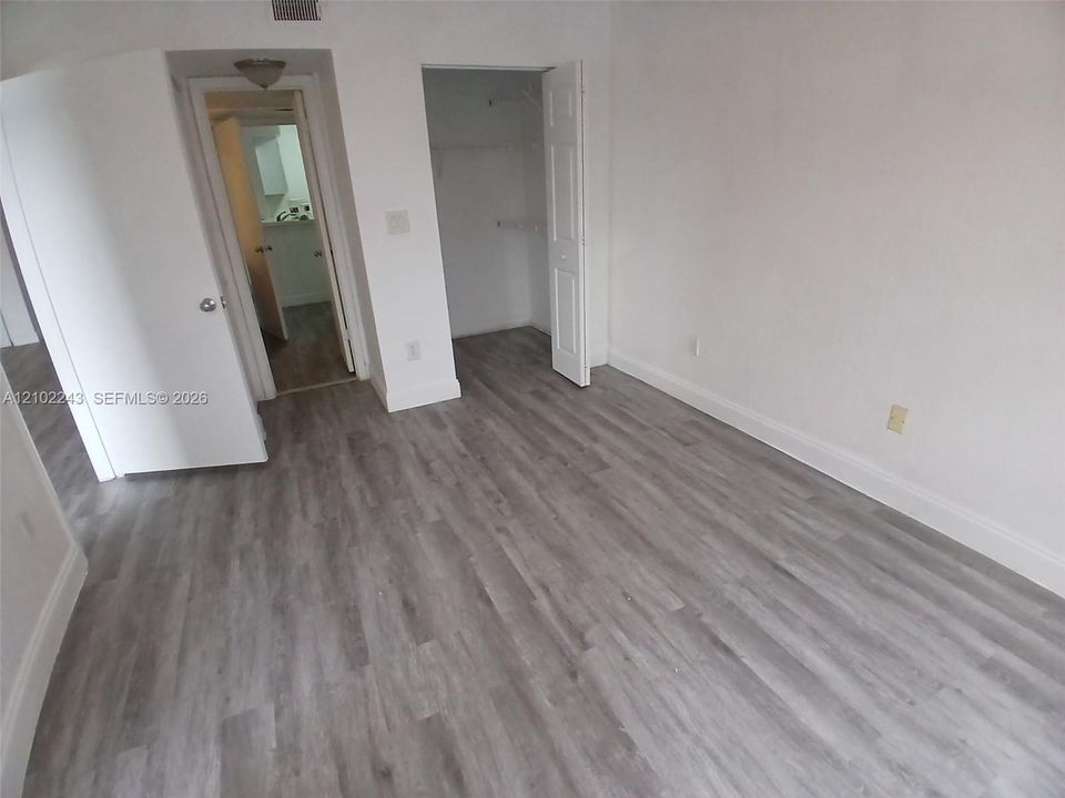 В аренду: $1,900 (1 спален, 1 ванн, 786 Квадратных фут)