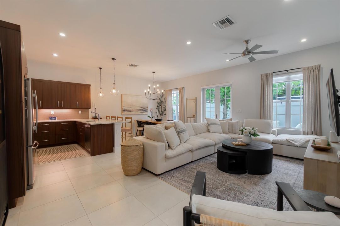 Coastal Chic Dining Area