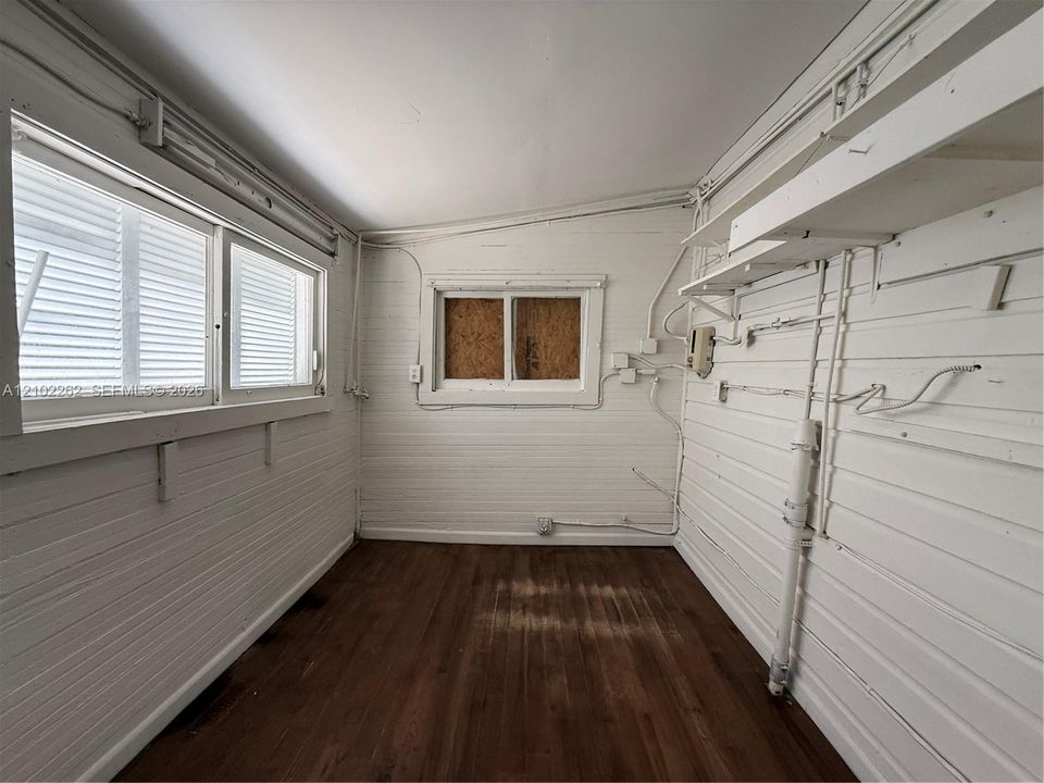 Recently Rented: $1,500 (1 beds, 1 baths, 770 Square Feet)