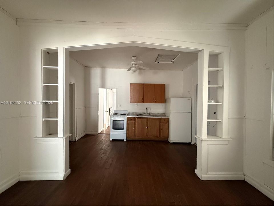 Recently Rented: $1,500 (1 beds, 1 baths, 770 Square Feet)