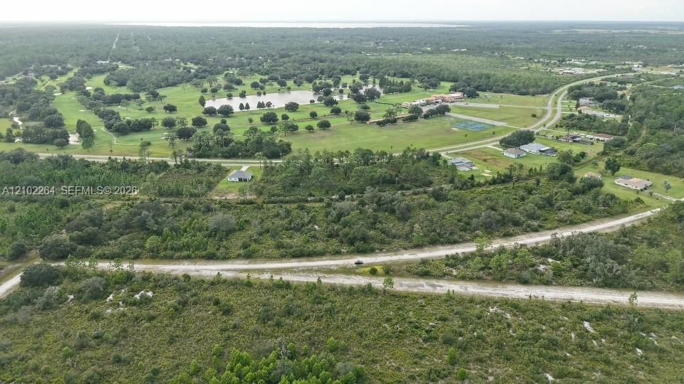 待售: $30,000 (0.53 acres)