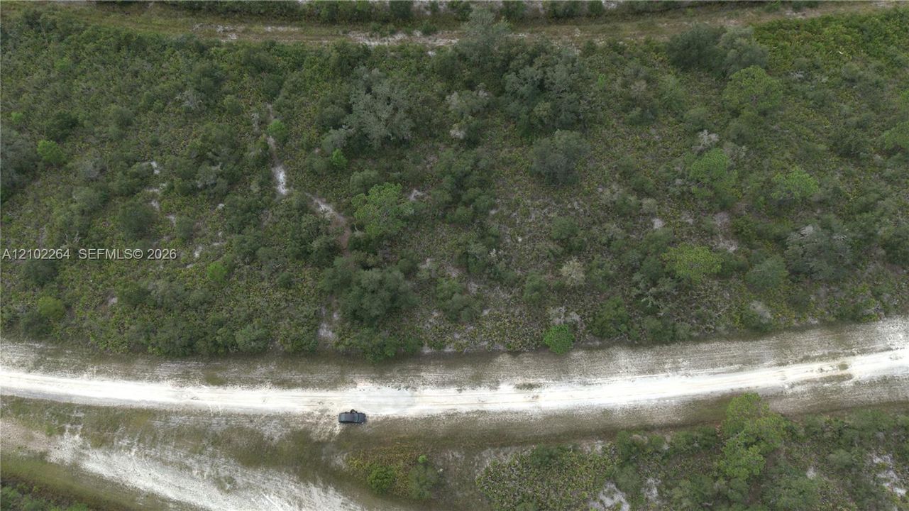待售: $30,000 (0.53 acres)