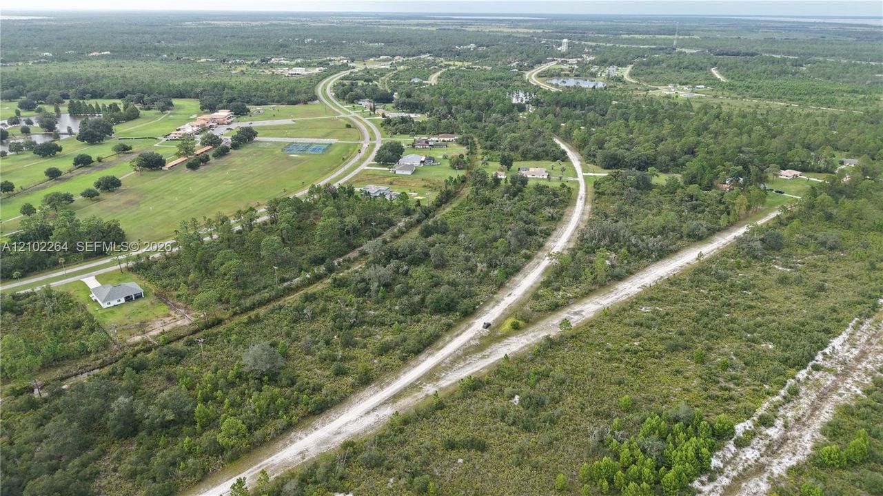 待售: $30,000 (0.53 acres)