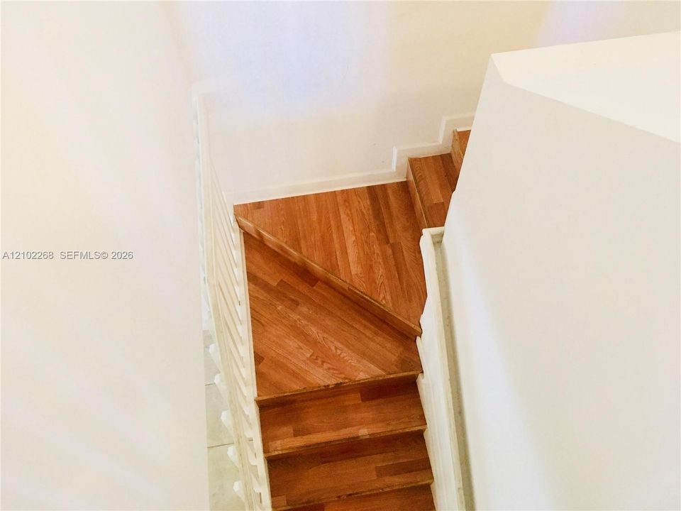 En Venta: $795,000 (4 camas, 3 baños, 2170 Pies cuadrados)