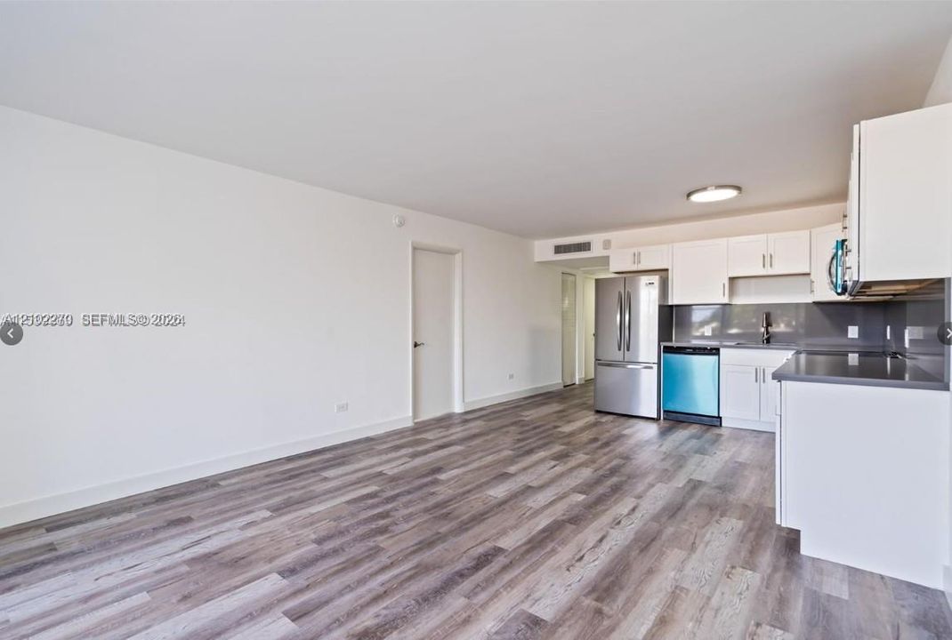En Venta: $198,900 (2 camas, 2 baños, 1002 Pies cuadrados)