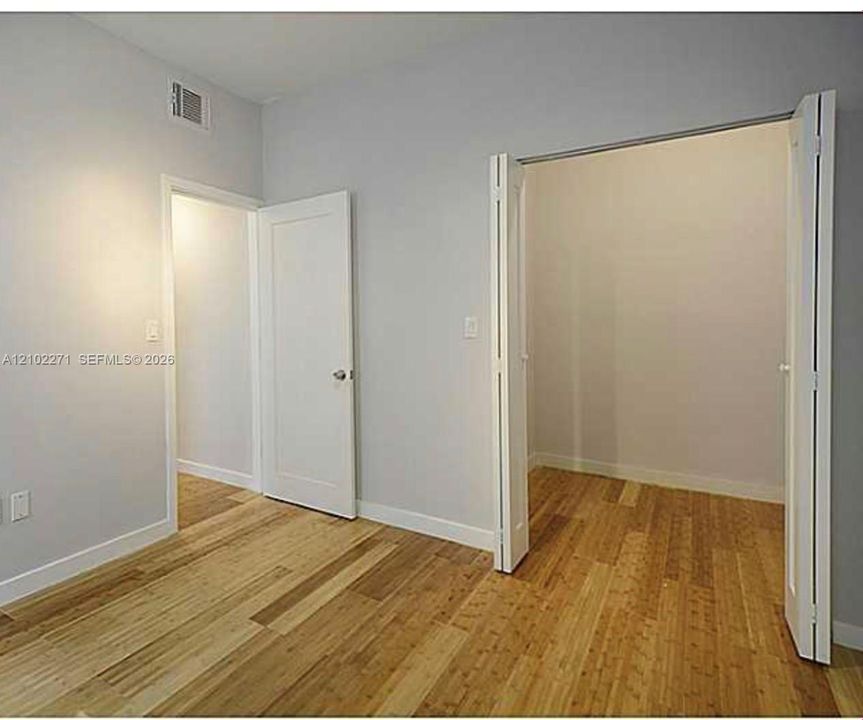 En Venta: $300,000 (2 camas, 2 baños, 665 Pies cuadrados)