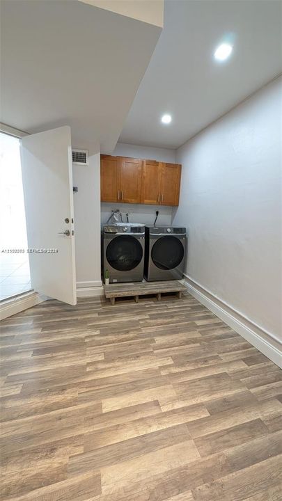For Rent: $3,650 (3 beds, 2 baths, 1671 Square Feet)
