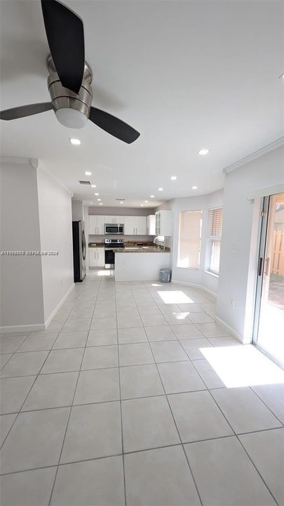 For Rent: $3,650 (3 beds, 2 baths, 1671 Square Feet)