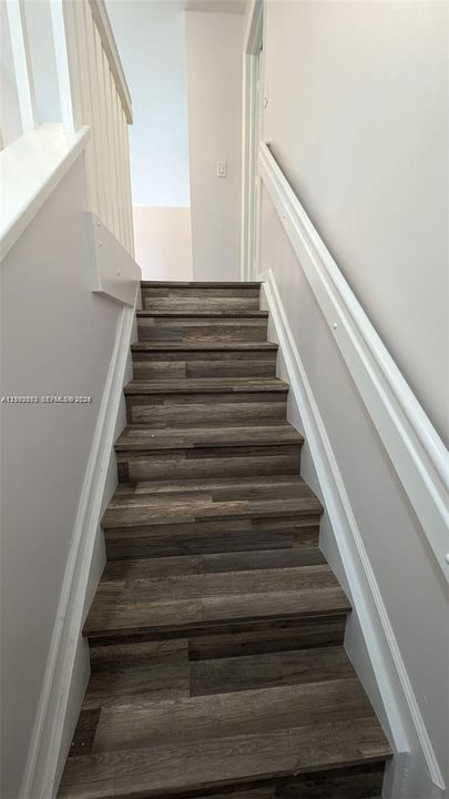 For Rent: $3,650 (3 beds, 2 baths, 1671 Square Feet)