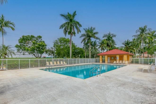 For Rent: $3,650 (3 beds, 2 baths, 1671 Square Feet)