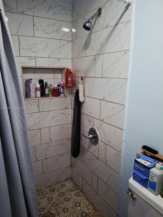 En Venta: $480,000 (3 camas, 2 baños, 1120 Pies cuadrados)
