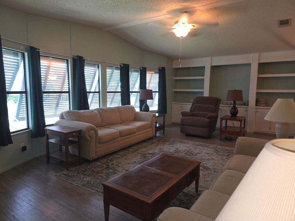 livingroom 2