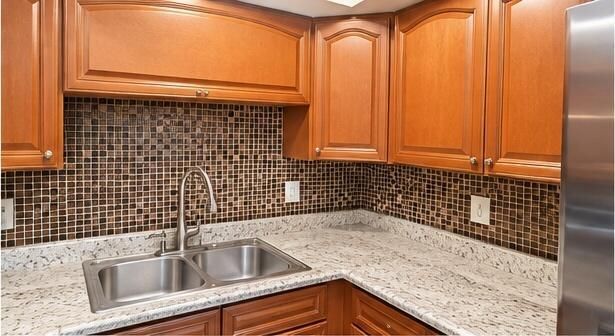 02_kitchen_sink_counter