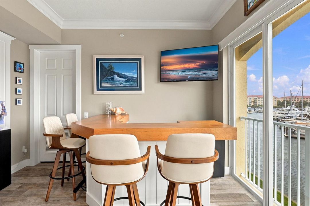 Bar in Sunroom